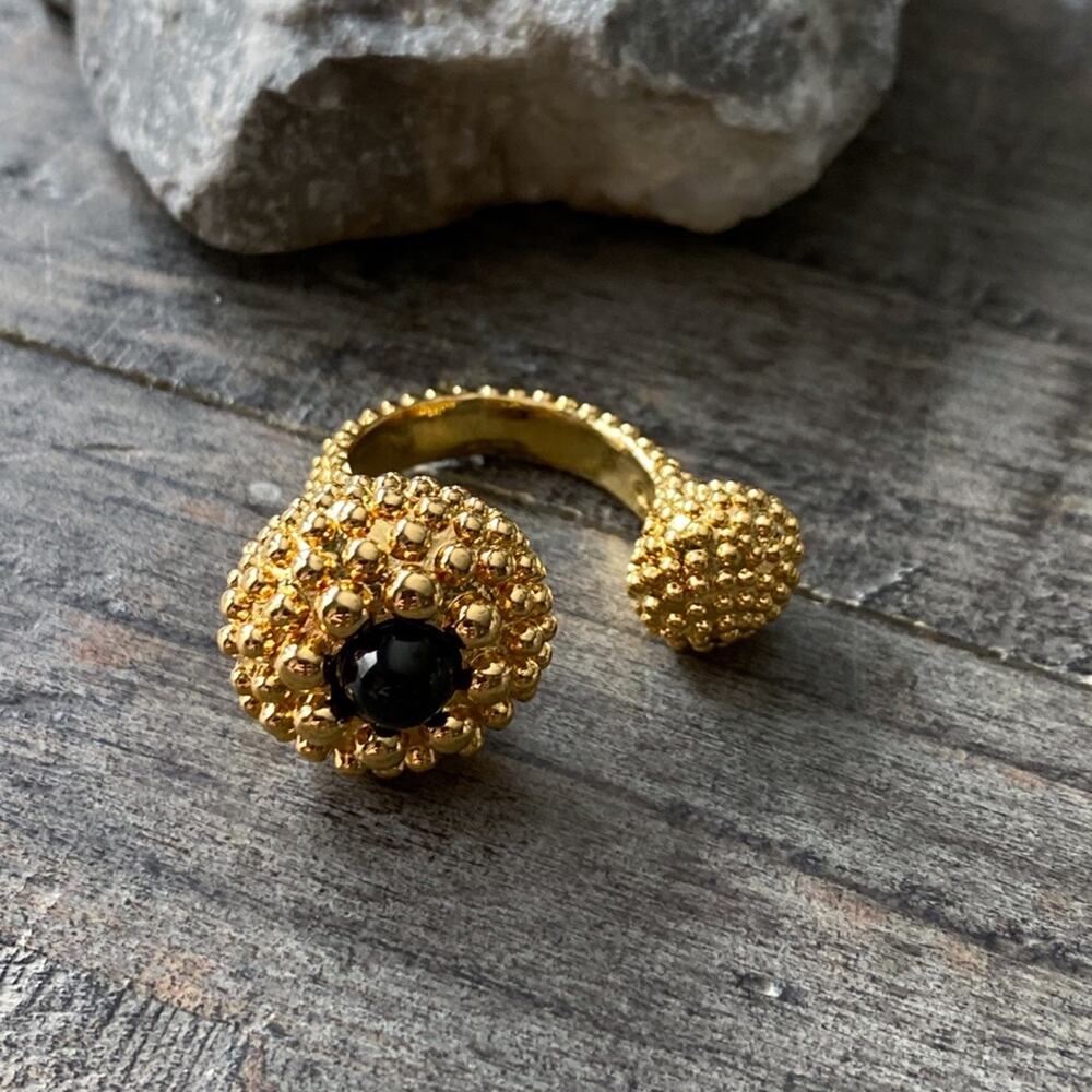 NEW Gold Textured Ring With Black Accent Stone - Picture 12 of 15